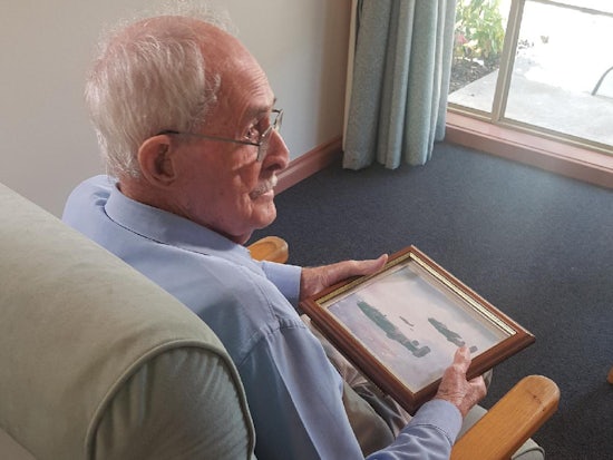 <p>Mr Sandy Concannon, World War II veteran, reflects and honours his fellow servicemen and women on ANZAC Day. [Source: Mercy Place Rice Village]. </p>
