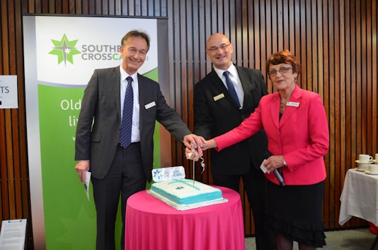 <p>SCCV Chairman, Greg van Mourik; Mayor of the City of Greater Dandenong, Cr Sean O’Reilly; and SCCV CEO, Jan Horsnell, officiated the opening of Southern Cross Care Dandenong.</p>
