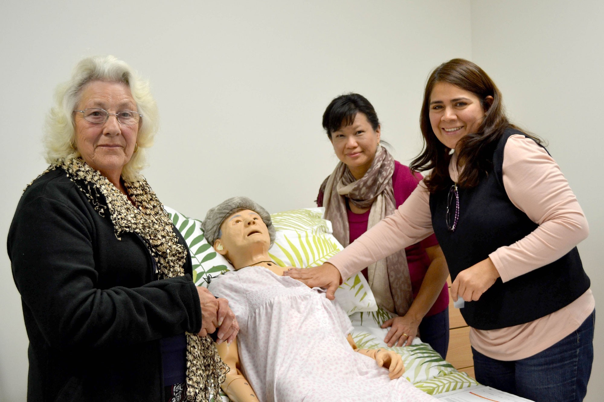 <p>Juniper carers practise techniques in the Juniper Simulation Centre.</p>
