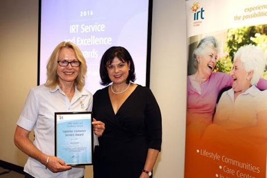 <p>IRT Award winner Anna Everts with IRT Group Chief Executive, Nieves Murray at the awards night.</p>
