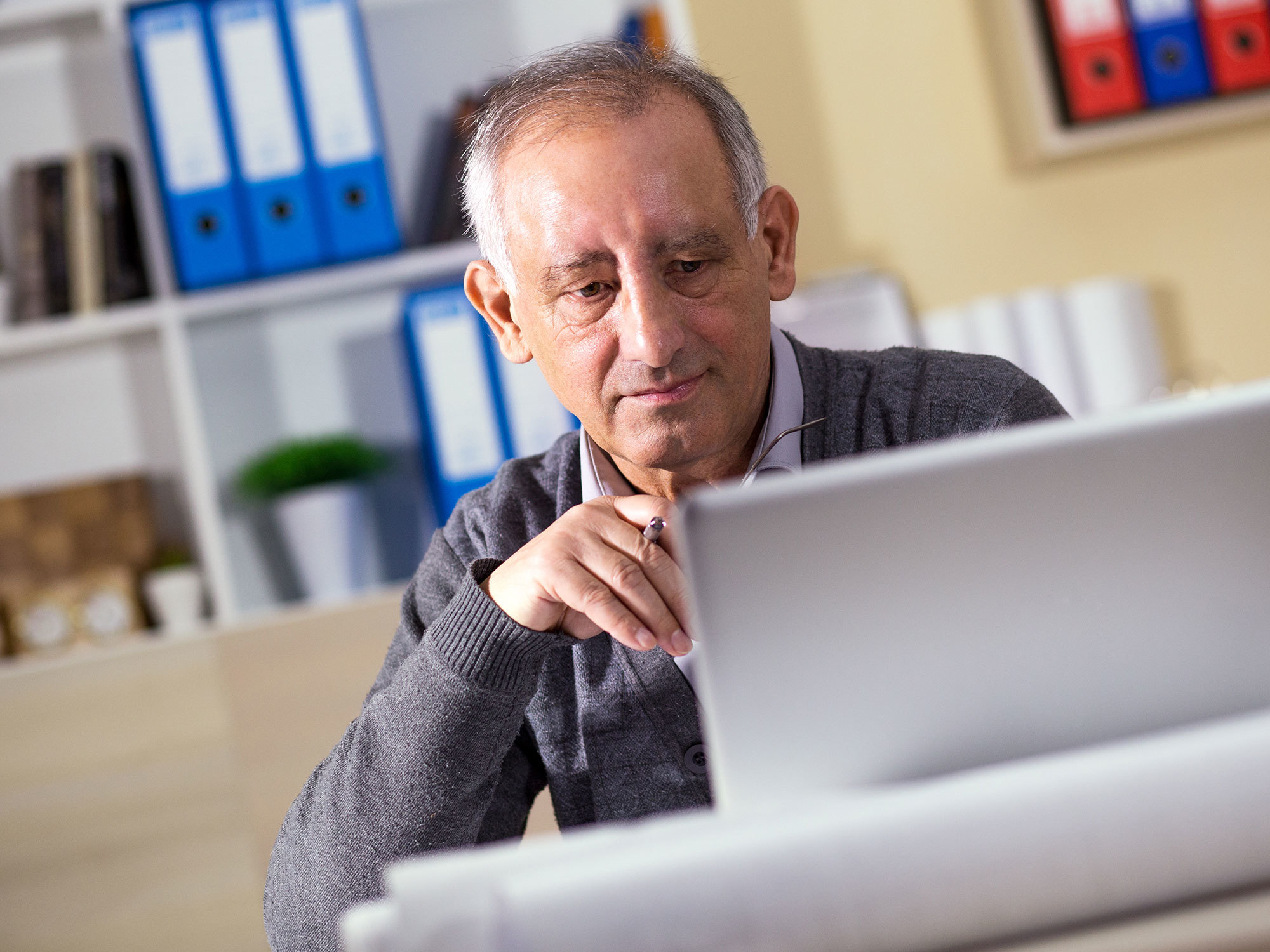 <p>The average age of Australians intending to retire in the next 12 months has gone up from 58 to 61 years (Source: Shutterstock)</p>
