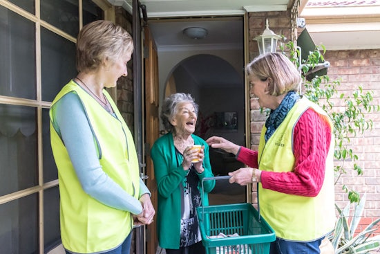 <p>Gwenda Ruse, of Lower Mitcham, with volunteers Louise Retallack (left) and Erica Griffen (right)</p>
