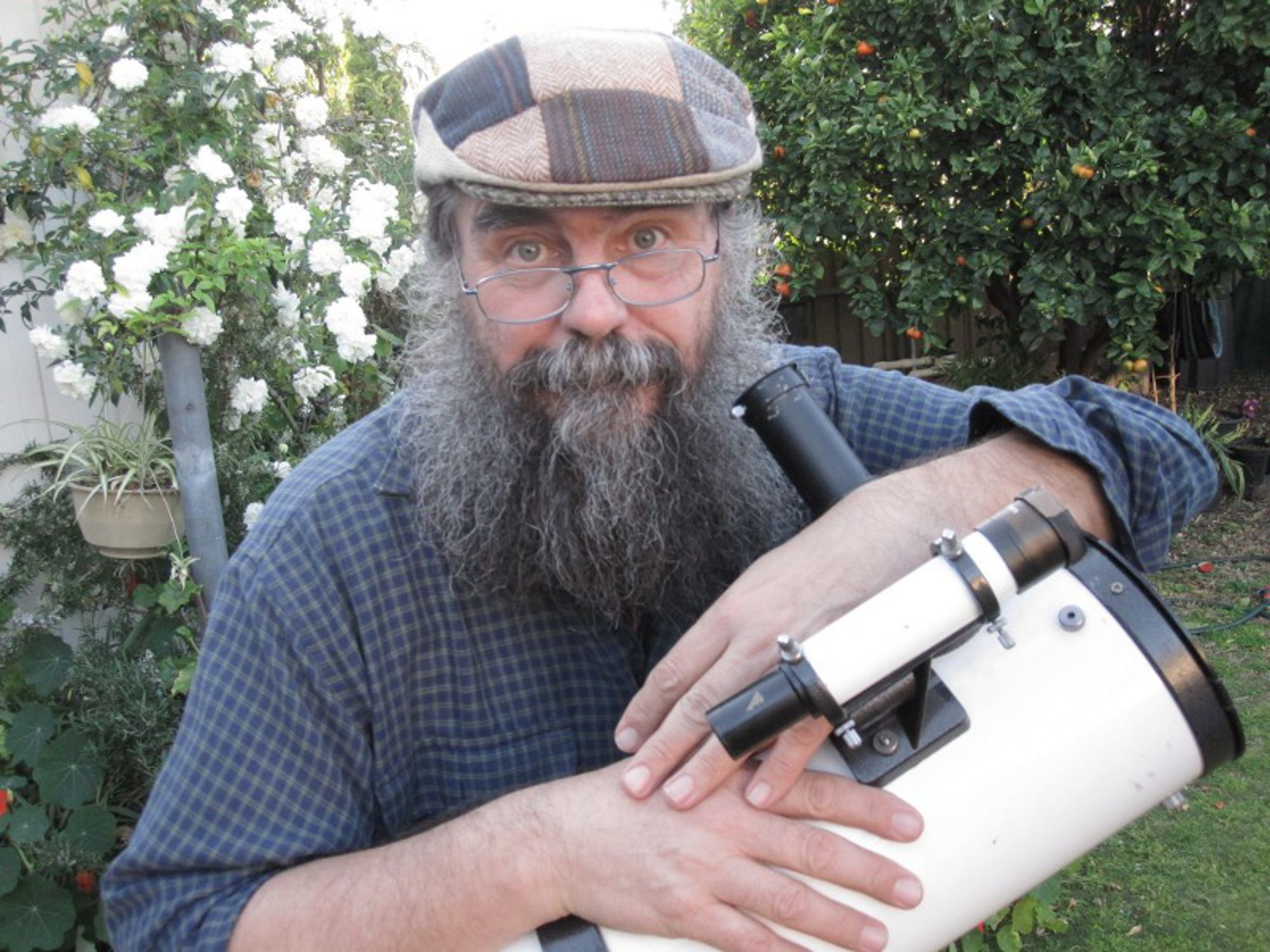 <p>Dr Ian Musgrave says unregistered herbal medicines is a major concern for health professionals.</p>
