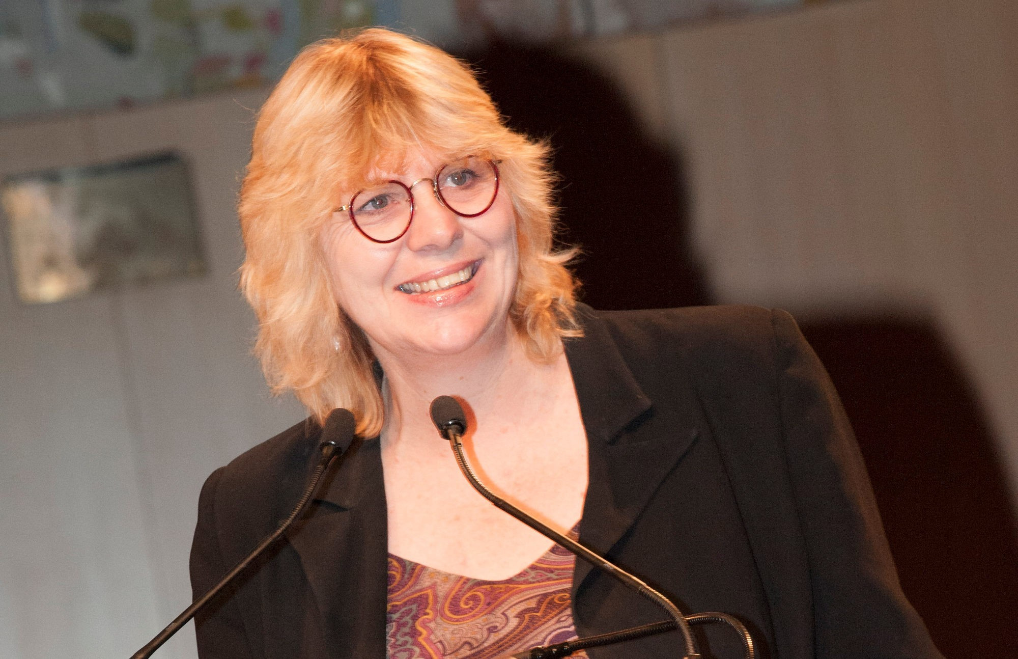 <p>Author and healthcare ethicist, Dr Sarah Winch, shares her tips on how people can take control of their own death.</p>
