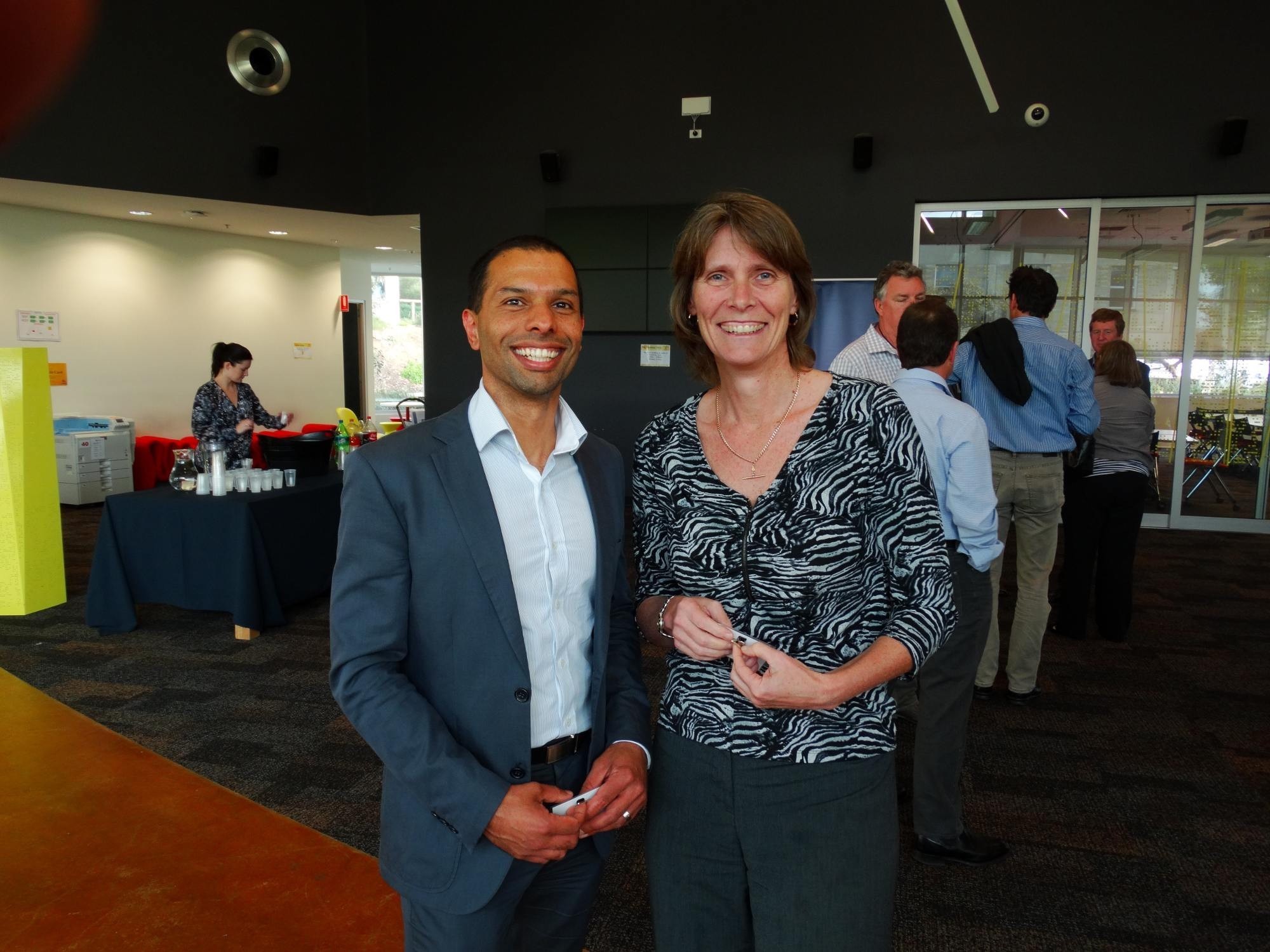 <p>Andrew Sluggett, CPIE Pharmacy Services general manager, with project leader and MDRI director, Professor Karen Reynolds.</p>
