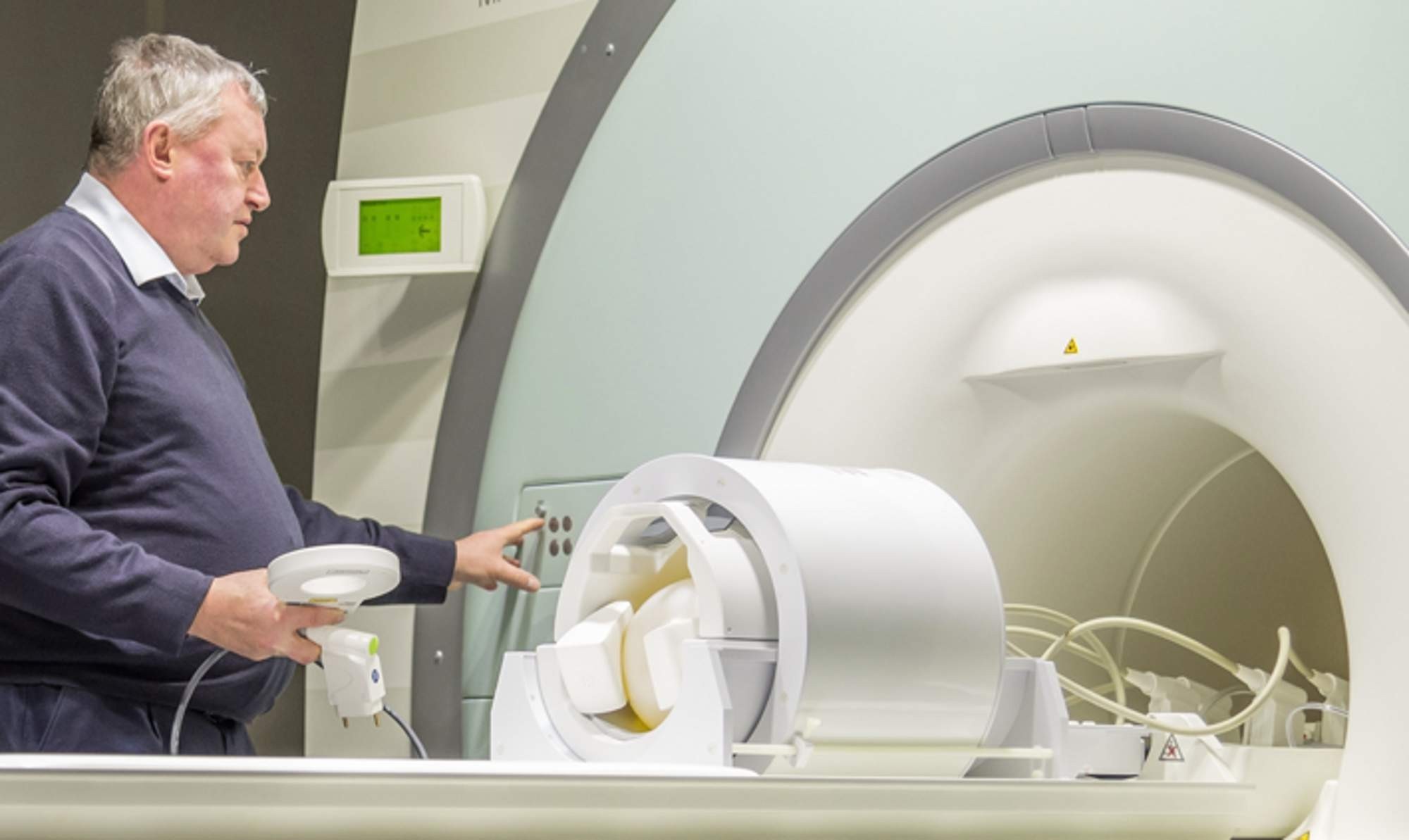 <p>The new ultra-high field 7 Tesla human MRI machine is used to analyse and understand dementia, stroke, multiple sclerosis, epilepsy, post-traumatic stress and other neurological disorders.</p>
