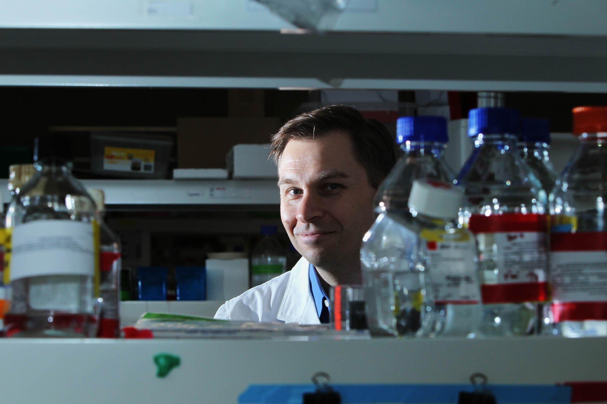 <p>Geneticist, Professor David Sinclair, is confident that one day the human lifespan will extend that no less than six generations will sit around the dining table, reminiscing about the good old days.</p>
