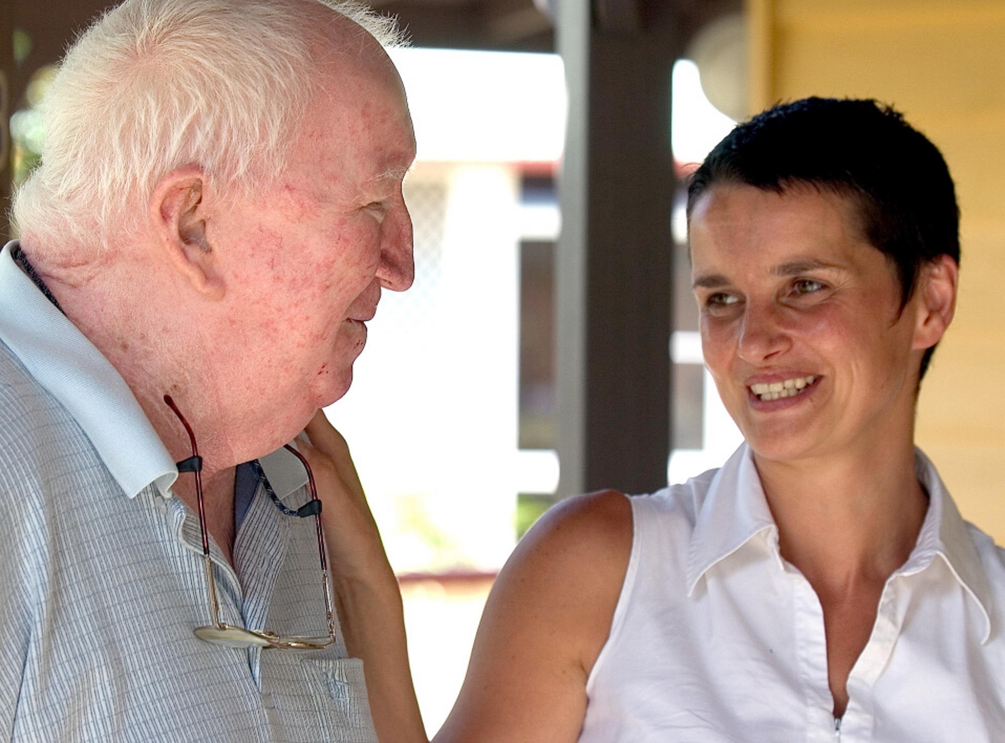 <p>Feros Care's, Sarah Marciano, pictured here with a resident, says the provider has made it its mission to always challenge the traditional thoughts and attitudes to ageing.</p>

