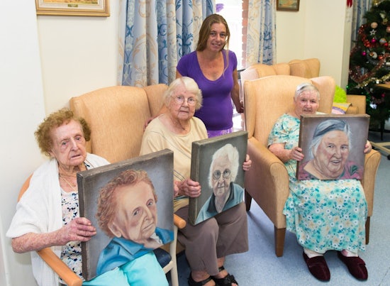 <p>Local Northern Rivers artist, Naomi Mikkelsen, presents residents of BaptistCare Mid Richmond Centre with their portraits – from left to right: May Pearce, Nita Haynes and Clare Vidler.</p>
