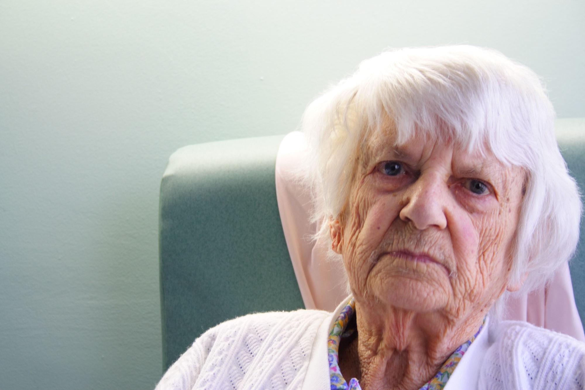 <p>A booklet which makes it simple for aged care workers to determine the most effective strategies for improving the mental health of older people has been developed.</p>
