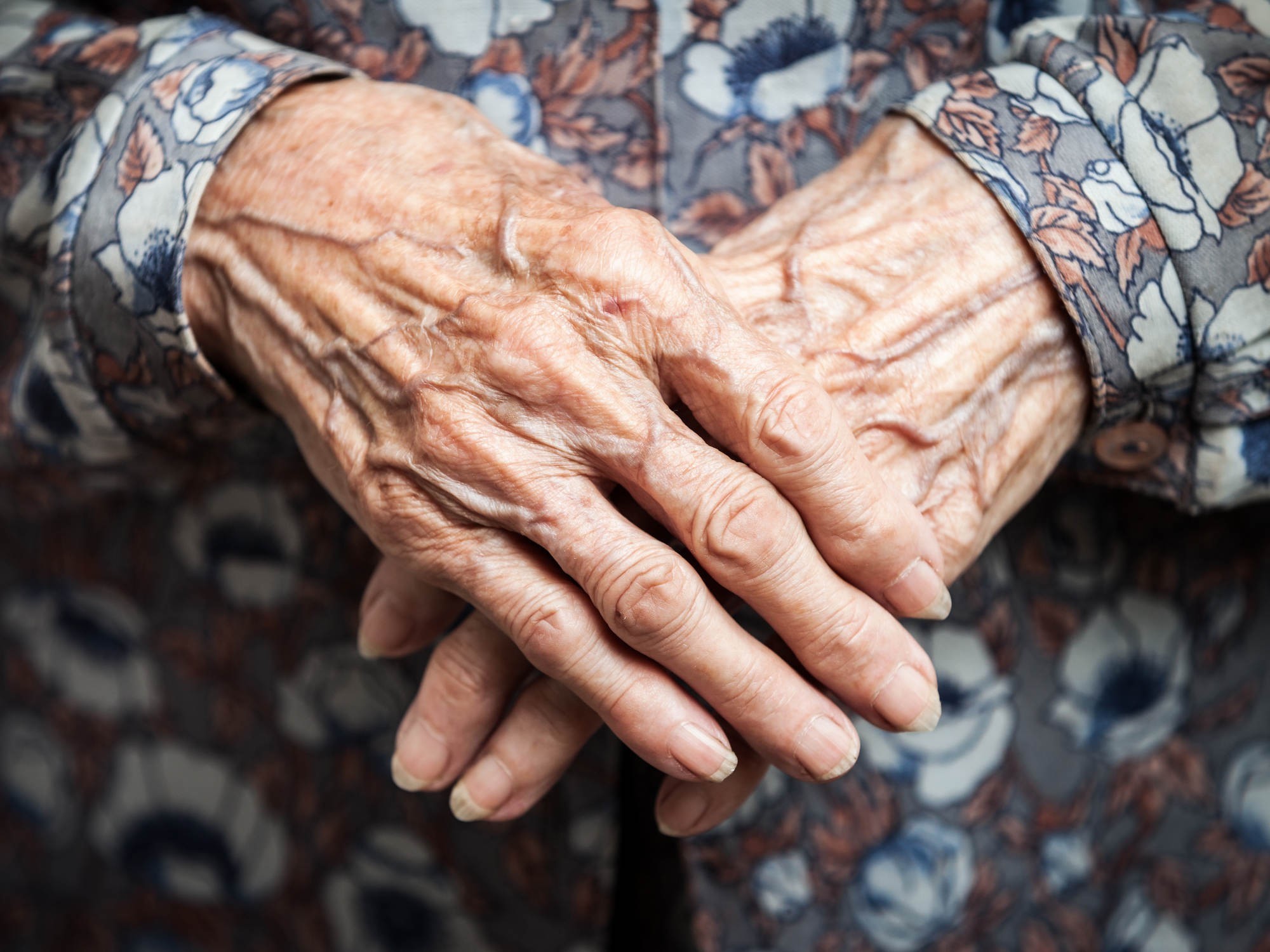 <p>A new report looks at the use of aged care services towards the end of a person's life.</p>
