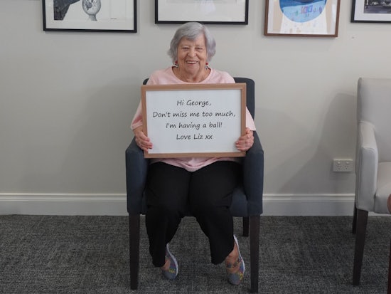 <p>Resident Liz of Luson Care’s Eden Park Residential in Geelong, Victoria, sending out a heartfelt message to family. [Source: Luson Care]</p>
