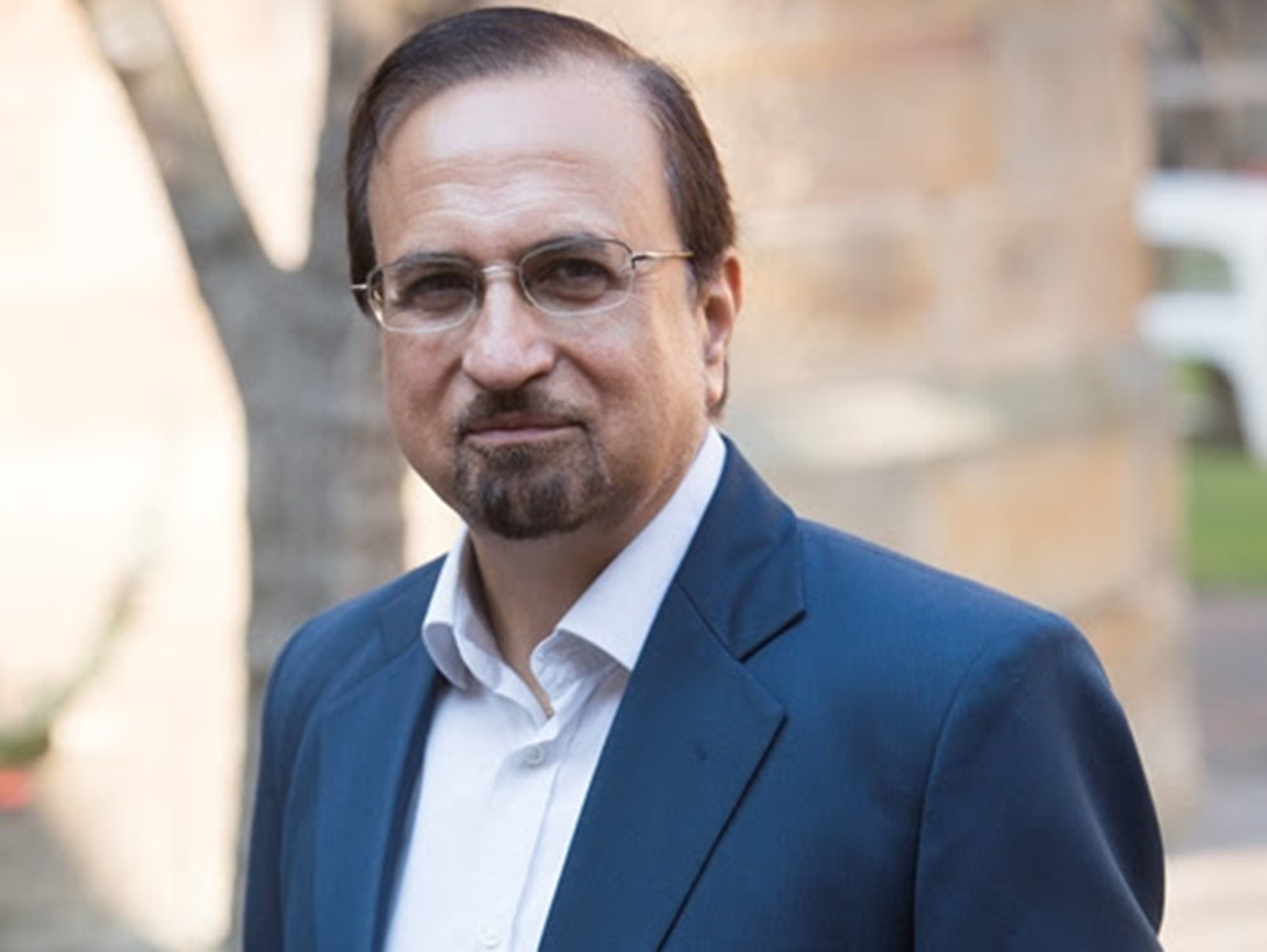 <p>Co-Director of the Centre for Healthy Brain Ageing in Sydney, Professor Perminder Sachdev, receives US$2.57 million grant (Source: CHeBA)</p>
