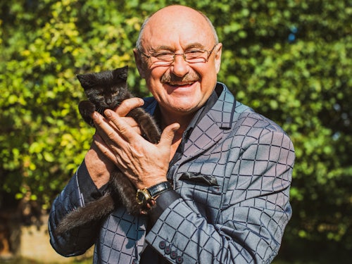 Link to A pet makes a world of difference in aged care article