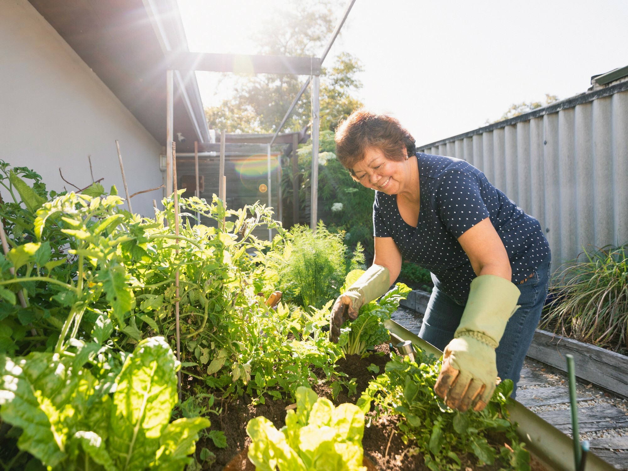 Living at home with dementia provides a sense of purpose. [Source: iStock]
