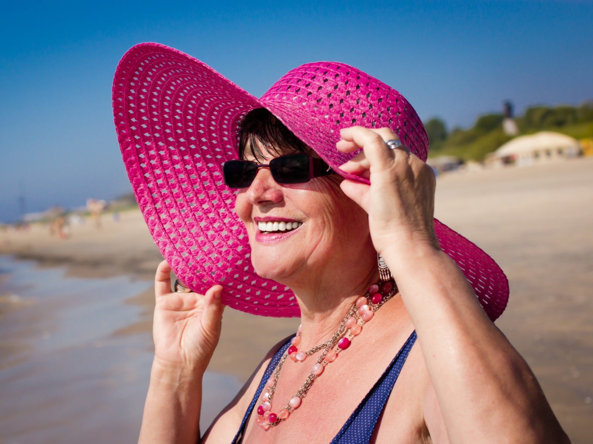 You should be implementing sun protection strategies if there is a UV index of 3 or above. [Source: Shutterstock]
