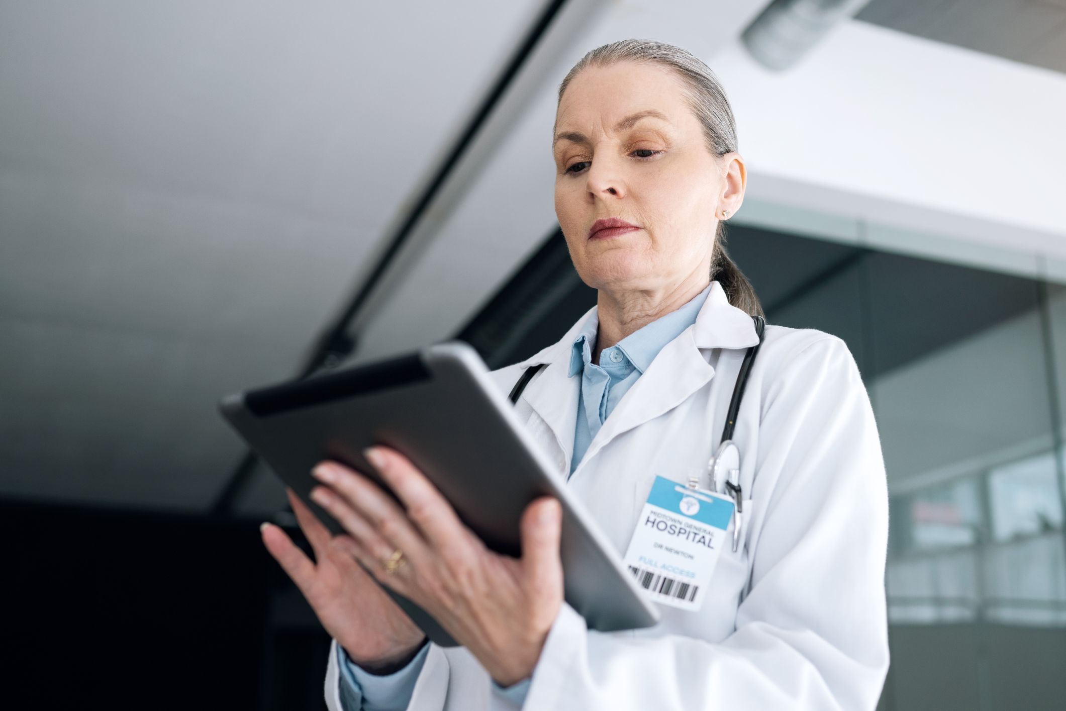 <p>The Department of Health and Aged Care will appear to examine the ANAO report No. 10 of 2022 – 23 Expansion of Telehealth Services report on February 2, 2024. [Source: Shutterstock]</p>
