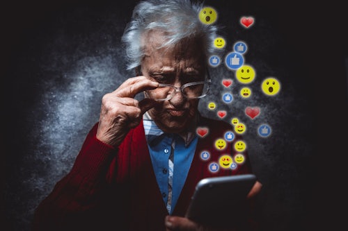 Link to How to help older adults use emojis article