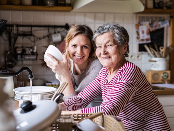 STRC supports people at home while they are recovering from illness and injury so they can regain their mobility and confidence. [Source: iStock]
