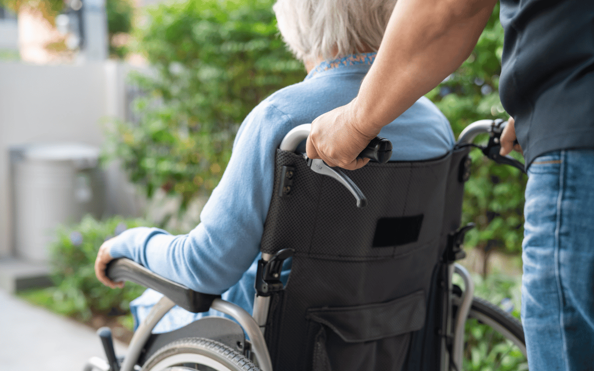 Aged Care 101: How to choose the right aged care provider