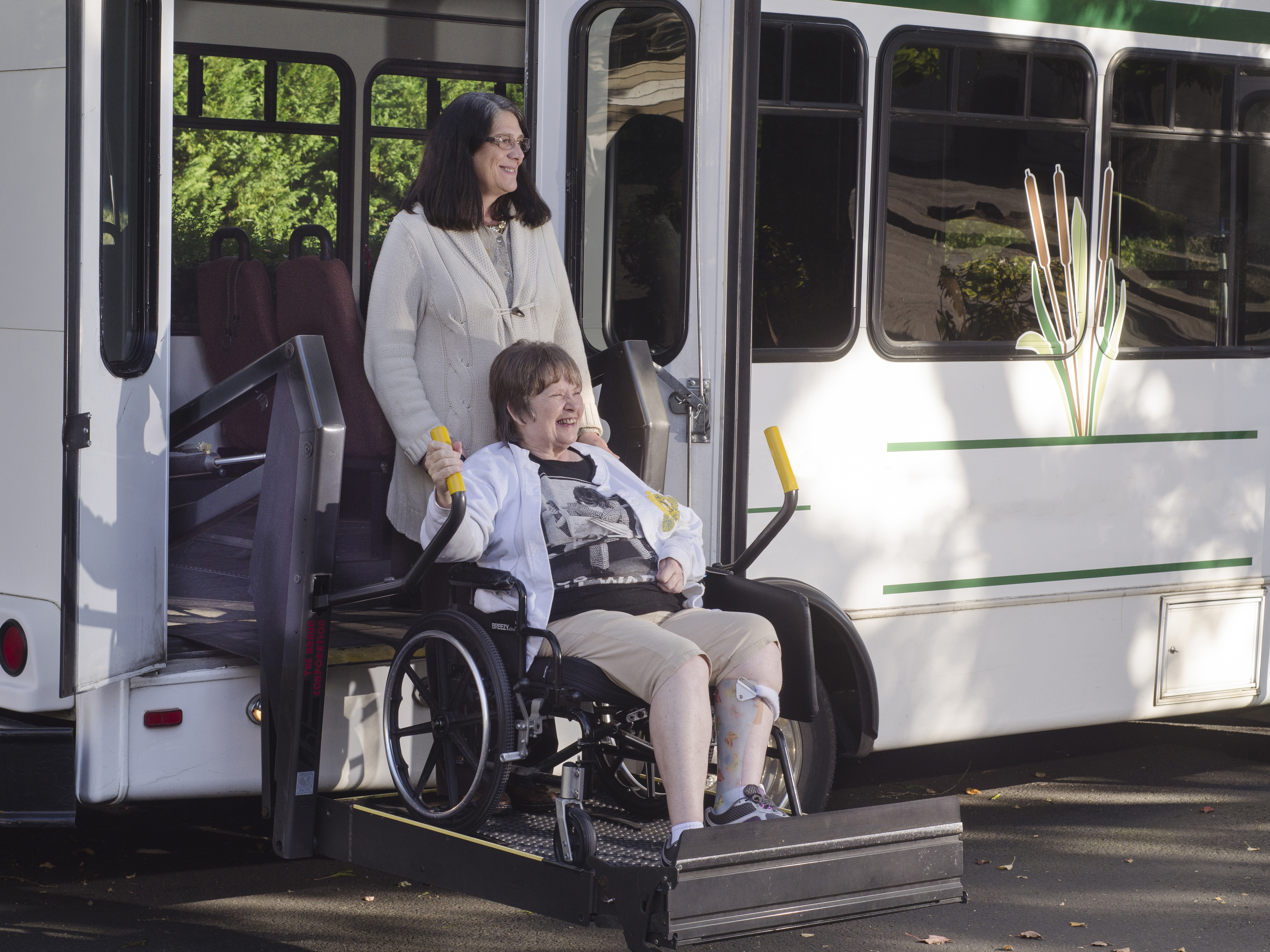 ​Each State and Territory provides different types of transport options for seniors, and there are nationwide initiatives available. [Source: iStock]
