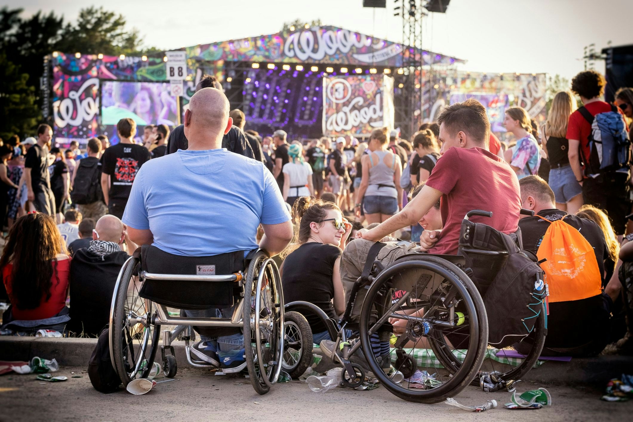 <p>Sometimes, just getting outside and being around other people can do more for our well-being than we realise. [Source: ewg3D via iStock]</p>
