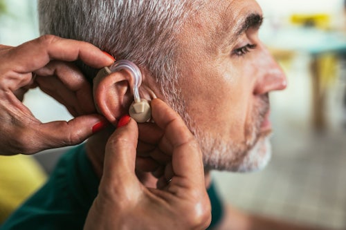 Link to Hearing difficulties linked to the onset of dementia article