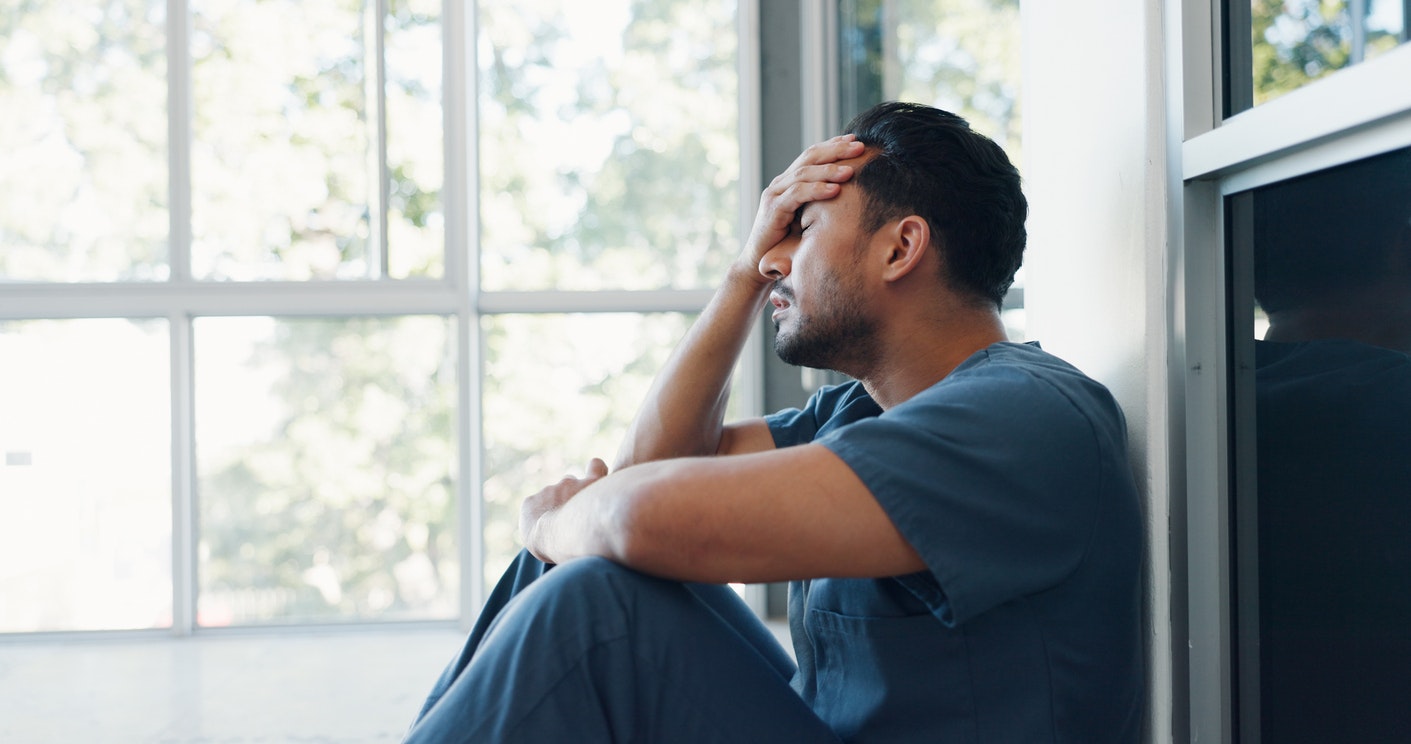 <p>Support worker with burnout &#8211; [Source Jacob Wackerhausen, iStock]</p>
